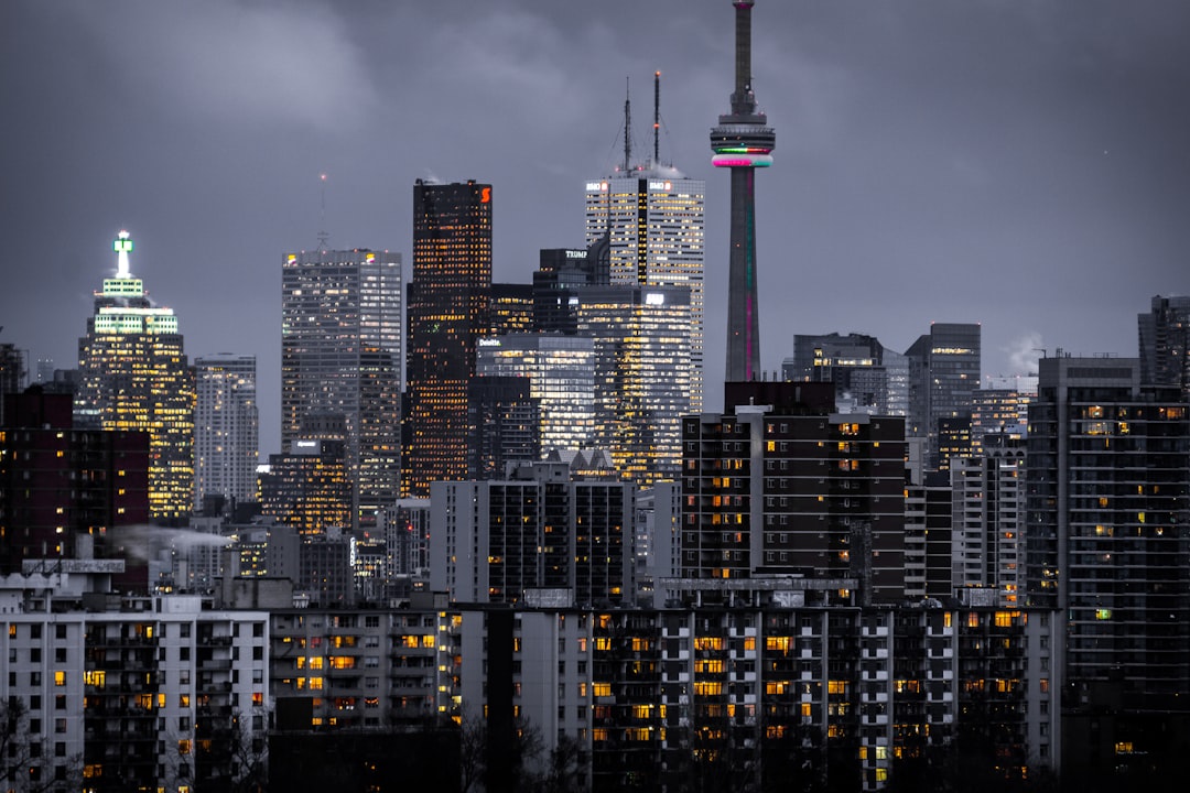 Toronto, Niágara con Costa Este